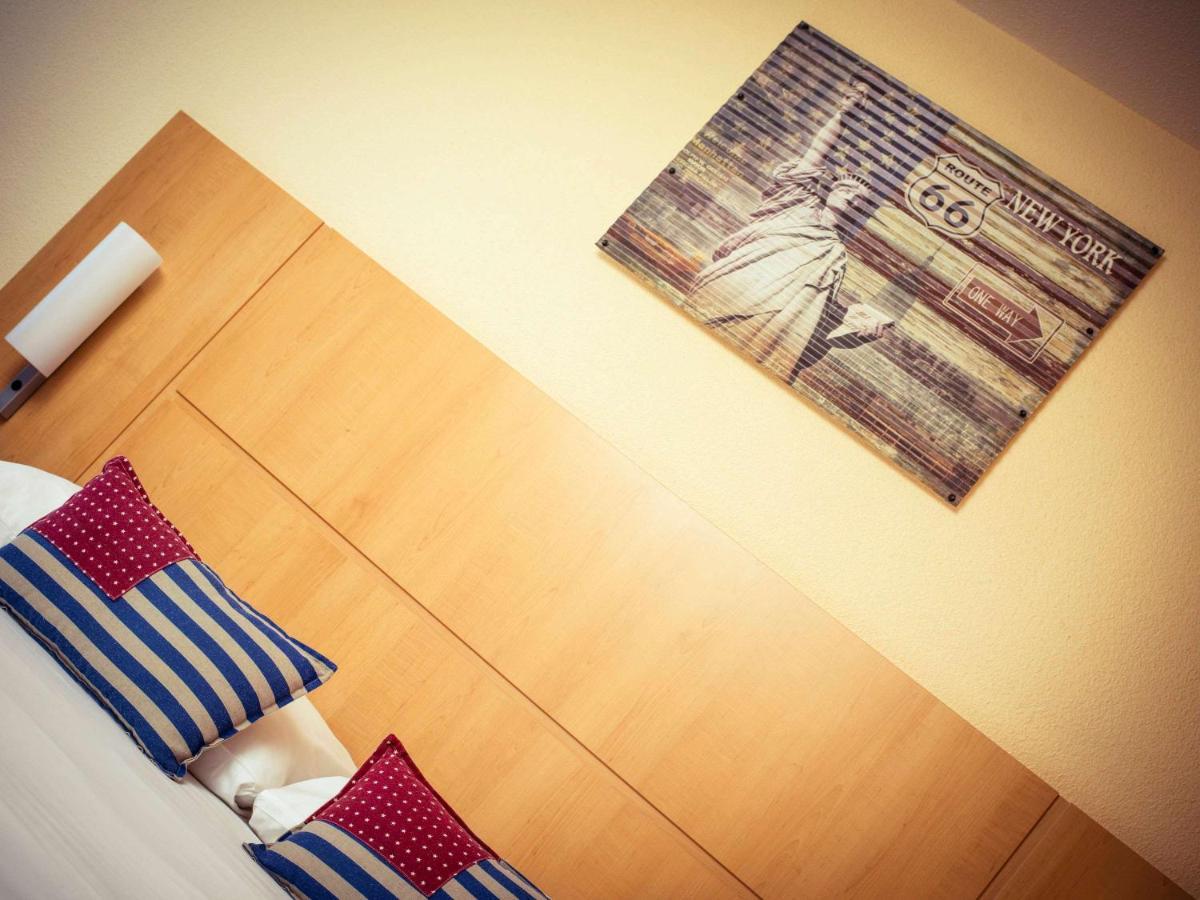 Ibis Lausanne Crissier Dış mekan fotoğraf