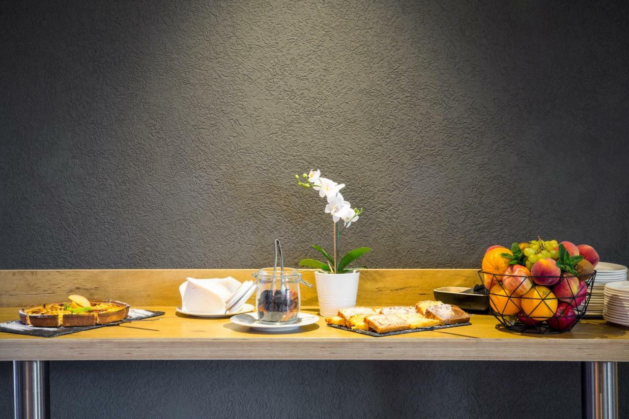 Ibis Lausanne Crissier Dış mekan fotoğraf